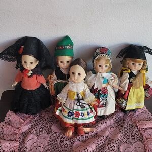 5 Vogue Ginny Dolls In Their Original Outfits 1972